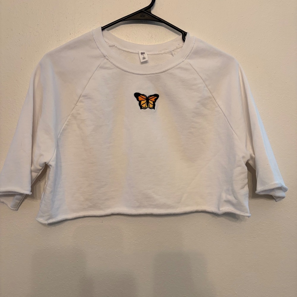 BP. Butterfly Embroidered Cropped Sweatshirt Women S White Raw Hem Y2K